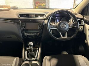 Nissan Qashqai 1.2 PET SV - Image 4