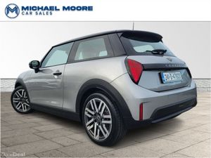 Mini Cooper 1.5 Petrol Cooper Classic Auto 2DR - Image 3