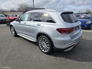 Mercedes-Benz GLC AMG Line Premium - Image 3