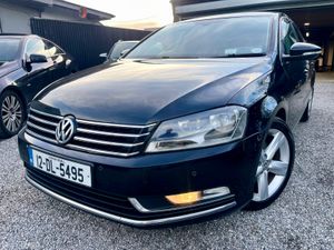12 Volkswagen Passat 2.0 TDI Comfortline Bluemotio - Image 2