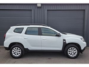 Dacia Duster COMFORT BLUE DCI 115 4X 4X2 5DR 5 - Image 4