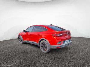 Renault Arkana R.S. LINE TCE 140 AUTO EDC 5DR - Image 4