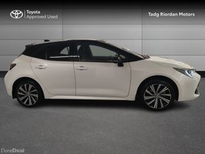 Toyota Corolla HYBRID L/SPORT HB - Image 3
