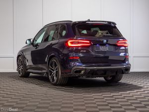 2022 BMW X5 X-Drive 45e M-Sport - Image 4