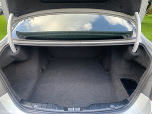 BMW 5-Series 2013 520d M-SPORT - Image 2