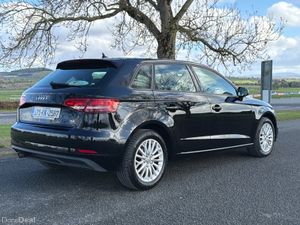 Audi A3 2017 TDI 1.6 only 66000 KM - Image 4