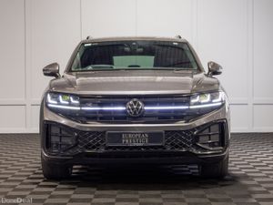 2025 Volkswagen Touareg R-Line 3.0TDI V6 - Image 2
