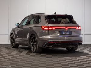 2025 Volkswagen Touareg R-Line 3.0TDI V6 - Image 4