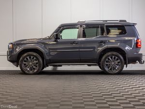 252 Toyota Land Cruiser Platinum 7 Seater - Image 3