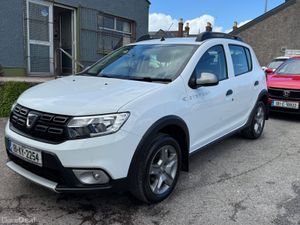 Dacia Sandero Stepway very low mileage petrol - Image 4