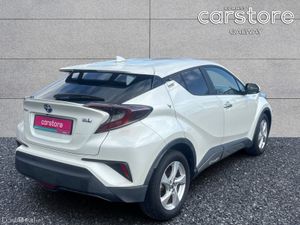 Toyota C-HR 1.8 Hybrid - Image 3