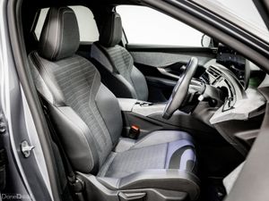 Peugeot 3008 Allure Hybrid Auto 145HP - Image 3