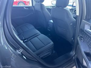 Ford Kuga TITANIUM 1.5 TD 120 S6.2 M6 F 4DR - Image 2