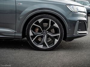 Audi Q7 TFSI E S LINE - Image 4