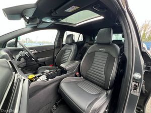 Kia Sportage GT-LINE S 1.6 HYBRID ** HUGE SPEC ** - Image 2