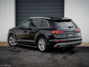 Audi Q7 3.0 TDI S Line *DIESEL 7 SEATER* - Image 4