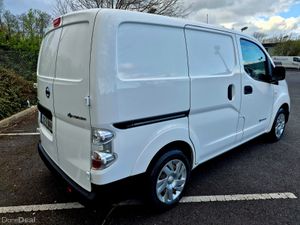 2021 NISSAN NV200 40KW  BIG BATTERY - Image 2