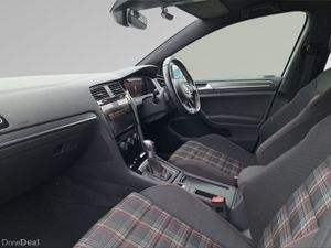 Volkswagen Golf GTI - Image 3