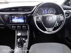 Toyota Corolla D-4D 90 (1.4) Luna - Image 2