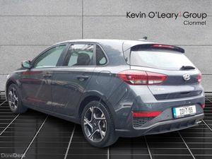 Hyundai i30 Petrol Deluxe NLine - Image 3