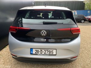 VOLKSWAGEN ID.3 LIFE 58 KWH 204 BHP 5DR - Image 4