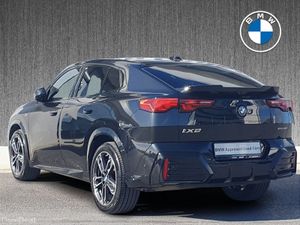 BMW iX2 eDrive20 M Sport - Image 2