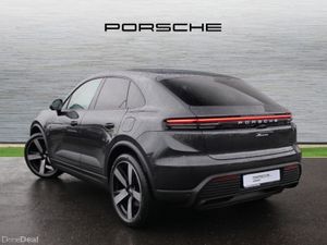 Porsche Macan - Image 2