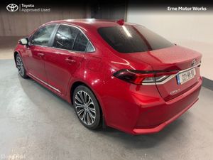 Toyota Corolla COROLLA HYBRID LUNA SPORT*REDUCED B - Image 3