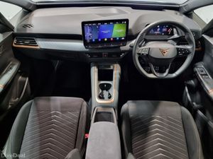 Cupra Born ** 58kWh ** 204 BHP ** STUNNING EV ** T - Image 2