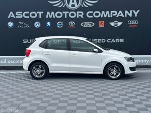 Volkswagen Polo Automatic TSI - Image 4