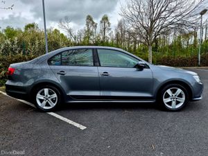 2015 VOLKSWAGEN JETTA 1.2TSI COMFORTLINE LOW MILES - Image 2