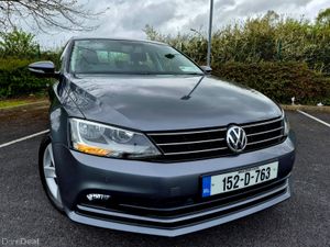 2015 VOLKSWAGEN JETTA 1.2TSI COMFORTLINE LOW MILES - Image 4