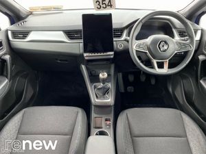 Renault Captur TCe 90 Evolution ***New Model*** - Image 4