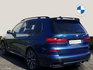 BMW X7 M50d - Image 2