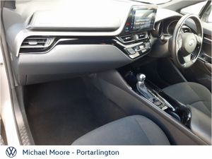 Toyota C-HR 1.8 HYBRID SPORT - Image 4