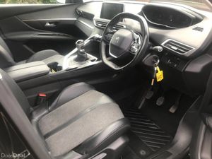 191 Peugeot 3008 1.2 Petrol Allure s/s 130Bhp - Image 3