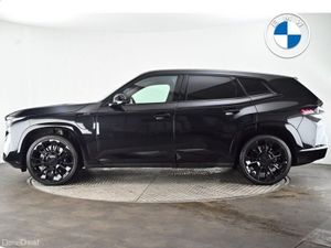 BMW XM 4.4 - Image 3