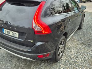 2011 Volvo XC60 2.0D DRIVE LUX LEATHER - Image 4