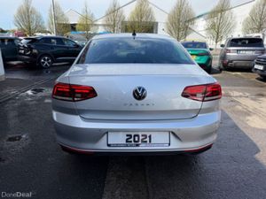 Volkswagen Passat SEL 2.0 TDI Full Leather - Image 4