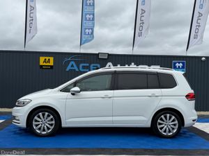 Volkswagen Touran HIGHLINE PREMIUM - 1.4 PETROL - - Image 4