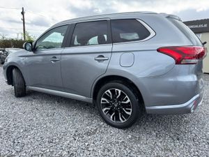 🔵 Mitsubishi Outlander 2.0 GX3H PHEV 200BHP - Image 3