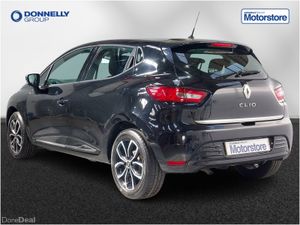 Renault Clio Hatchback Play - Image 2
