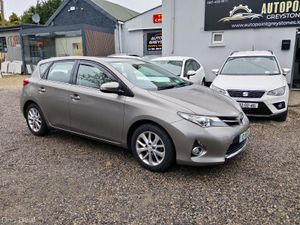 Toyota Auris 1.3 Manual - Image 2