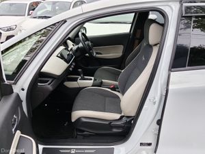 Honda Fit Hybrid Auto - Image 3