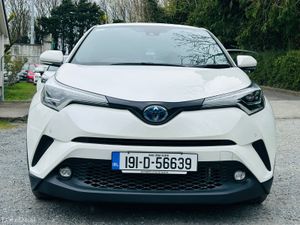 TOYOTA C-HR 2019 HYBRID 47895 KM ONLY 🔥 - Image 2