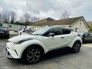 Toyota C-HR 2018 30K Miles Leather - Image 3