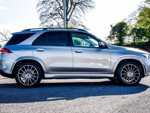 Mercedes-Benz GLE 350de AMG 4Matic Night Pack 316b - Image 4