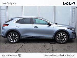 Kia Ceed 1.6 GDI Plug-in Hybrid - Image 4