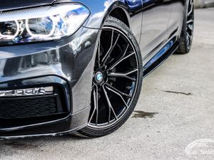 2018 BMW 520D M-SPORT AUTO - Image 3