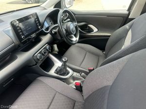 Toyota Yaris LUNA 1.0 - Image 3